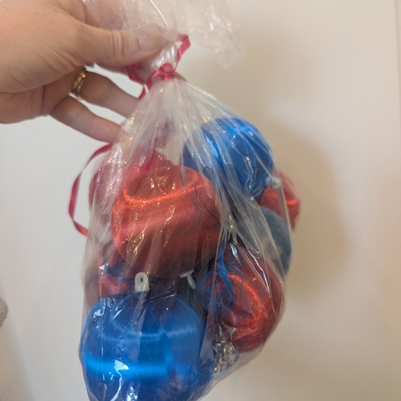 Bag Of Silk Thread Red and Blue Christmas Ornaments - Picture 2 of 4